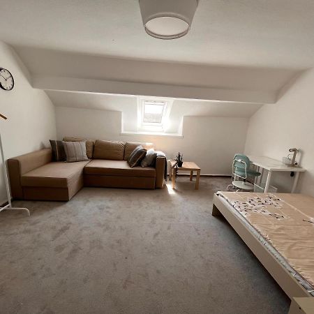Ein Schoenes Zimmer In Киль Экстерьер фото
